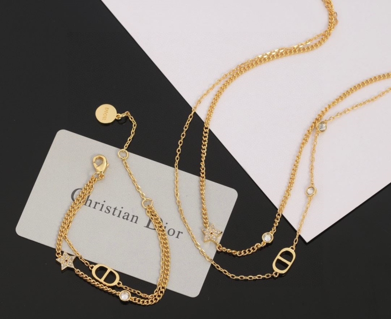 Christian Dior Necklaces